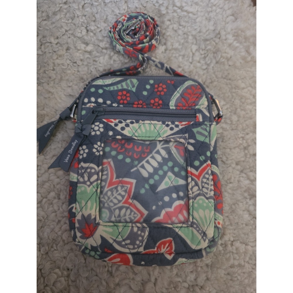 Vera Bradley crossbody bag in the‎ "Nomadic Floral" Pattern Retired Summer 2016